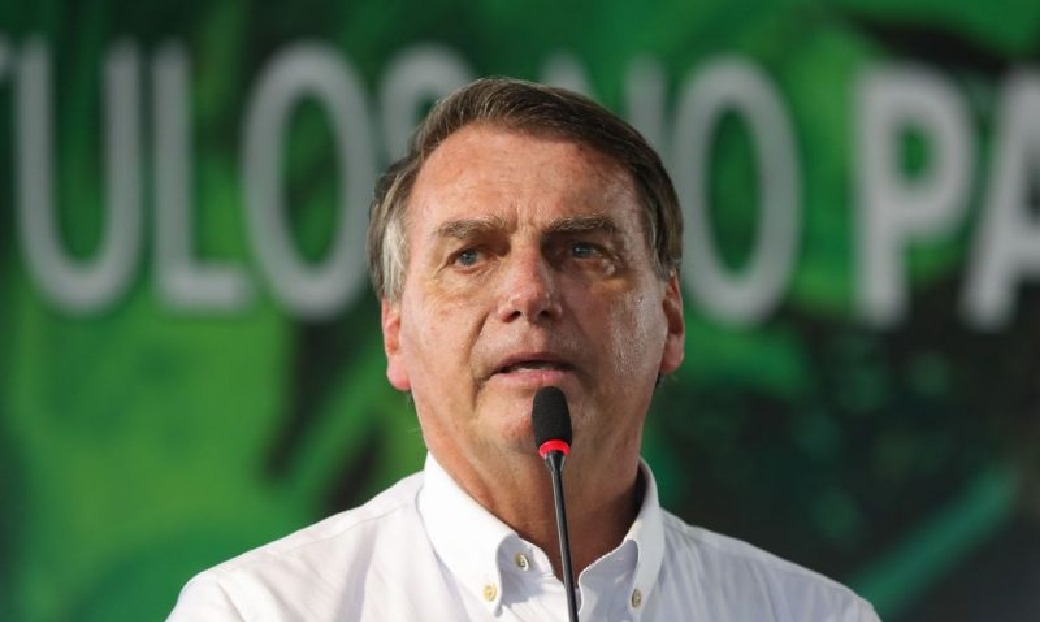 Bolsonaro fala em manter Auxílio Brasil de R$ 600 em 2023