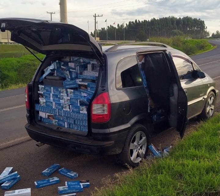 PRF intercepta milhares de cigarros paraguaios que seriam vendidos no Rio Grande do Sul