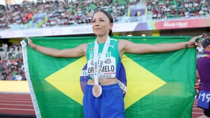 Catarinense Letícia Oro conquista bronze no salto em distância no Mundial de atletismo