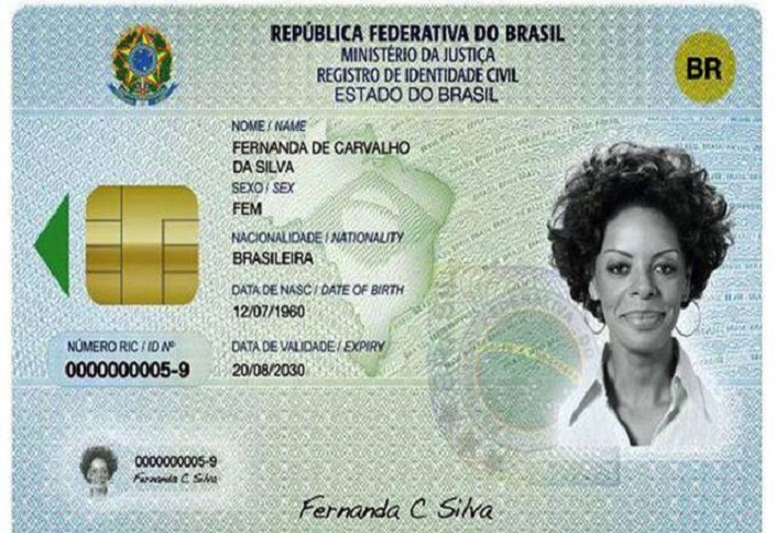 Nova carteira de identidade começa a ser emitida nesta terça