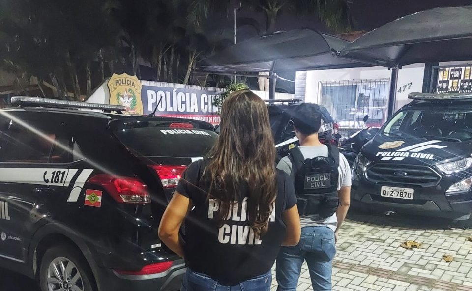 Motorista de aplicativo é preso suspeito de estuprar adolescente em SC