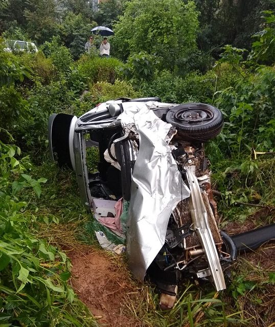 Acidente na SC-480 deixa vítimas presas às ferragens em Chapecó