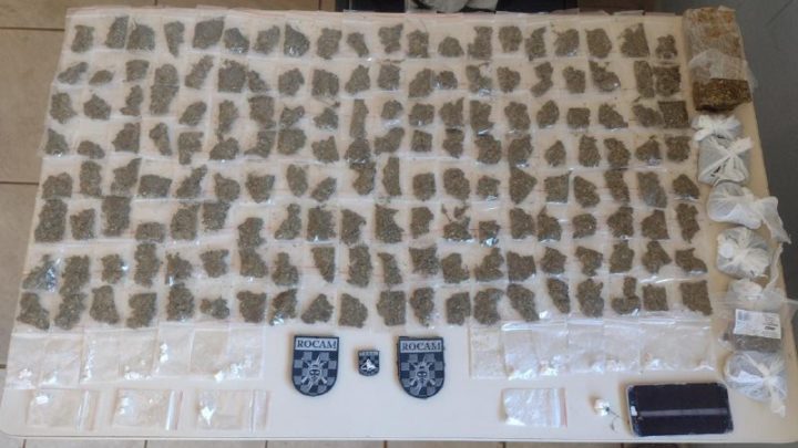 Três homens são detidos por tráfico de drogas em Chapecó