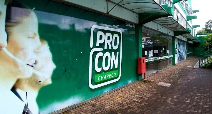 Reclamações e mais 6 serviços do Procon podem ser feitos pela internet em Chapecó