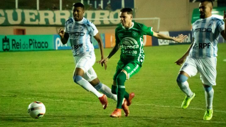 Chapecoense é superada pelo Londrina fora de casa