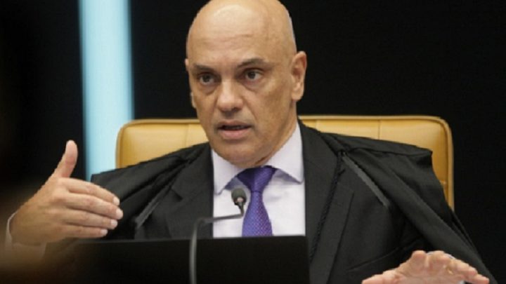 Delegados da Polícia Federal encaminham notícia-crime contra Moraes à PGR