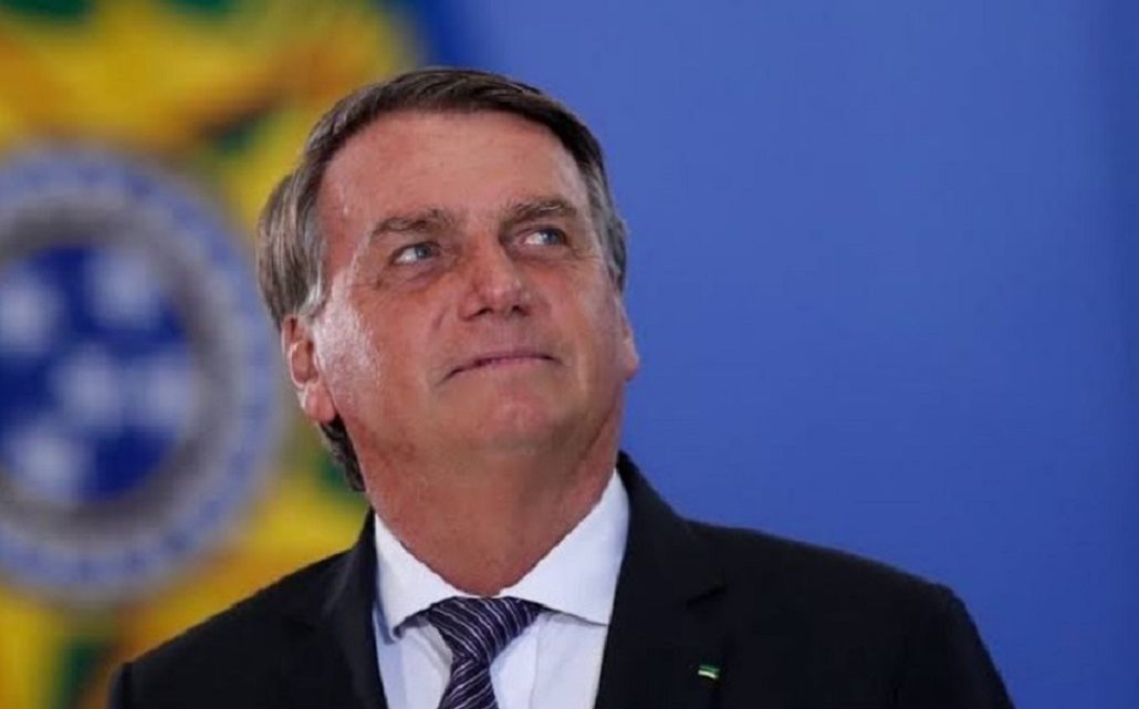 Bolsonaro irá ao funeral da rainha Elizabeth II