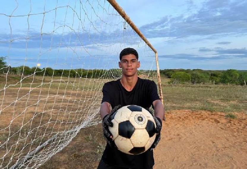 Luva de Pedreiro anuncia pausa na carreira, “vou viver minha vida”