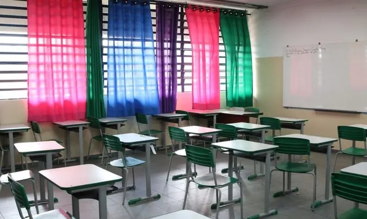 SC investiga 43 professores por assédio em escolas e até ida com alunos a motéis