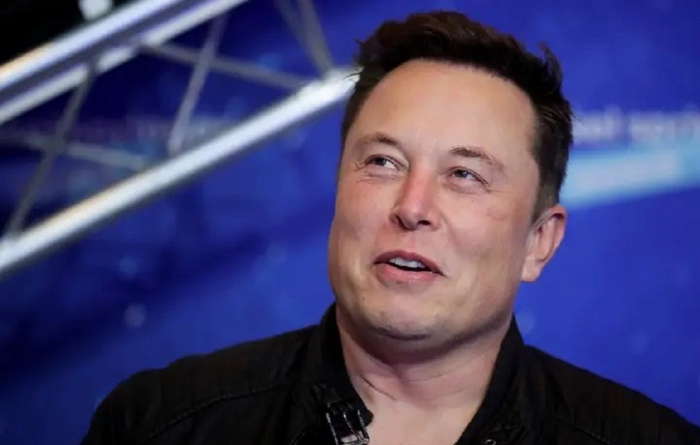 Elon Musk oficializa compra do Twitter