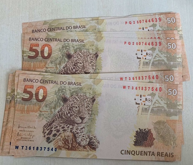 PF combate a circulação de dinheiro falso pelos Correios em Santa Catarina