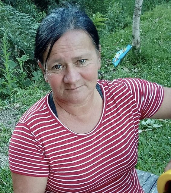 Mulher é morta a golpes de facão pelo companheiro na frente da filha em SC