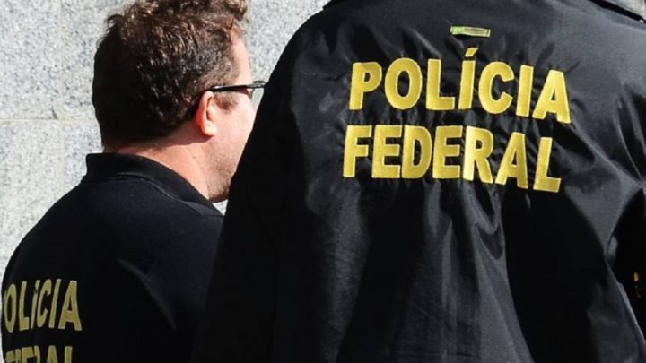 PF cumpre mandados em SC contra organização suspeita de causar prejuízos para mais de 1,3mi de pessoas