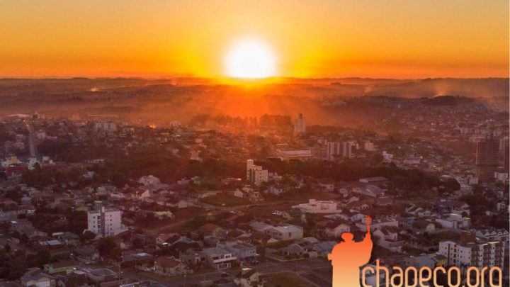 SC terá tardes escaldantes e risco de temporais nos próximos dias
