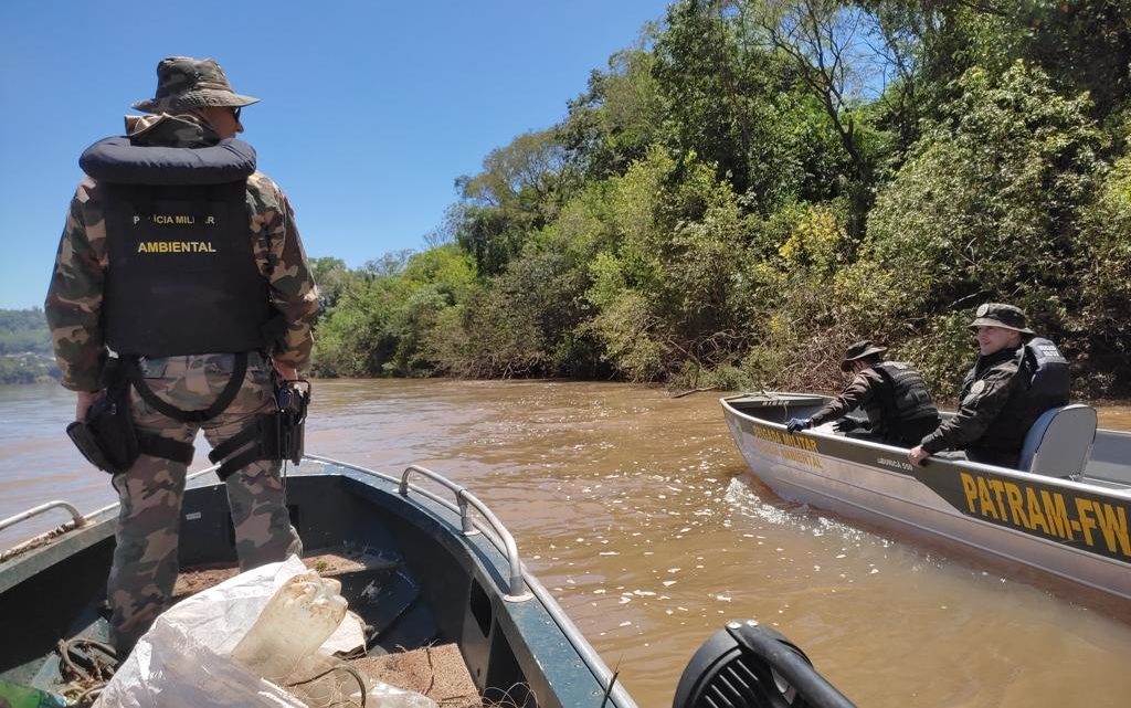 Polícia Militar Ambiental e Brigada Militar Ambiental/RS fiscalizam o cumprimento da Piracema no Rio Uruguai
