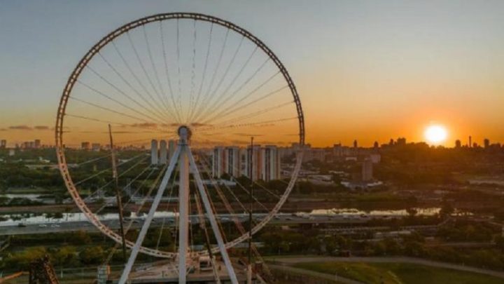 SP inaugura maior roda-gigante da América Latina