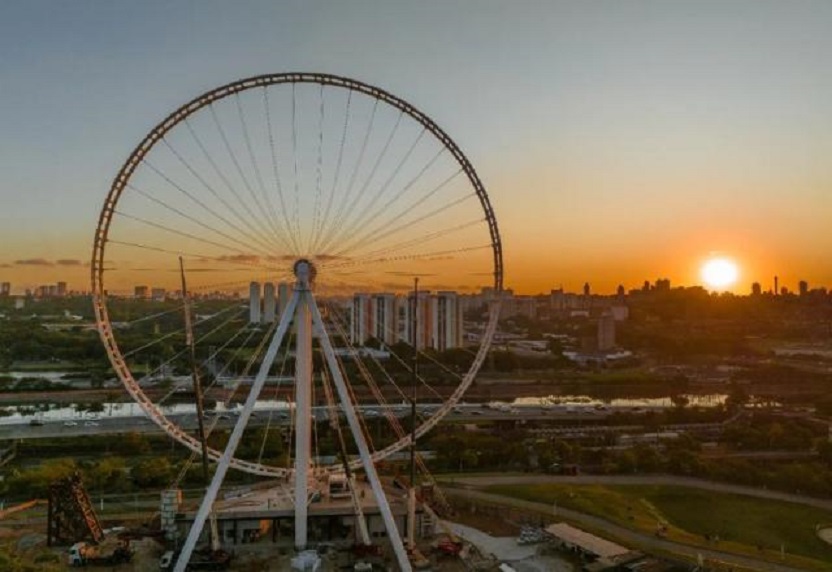 SP inaugura maior roda-gigante da América Latina