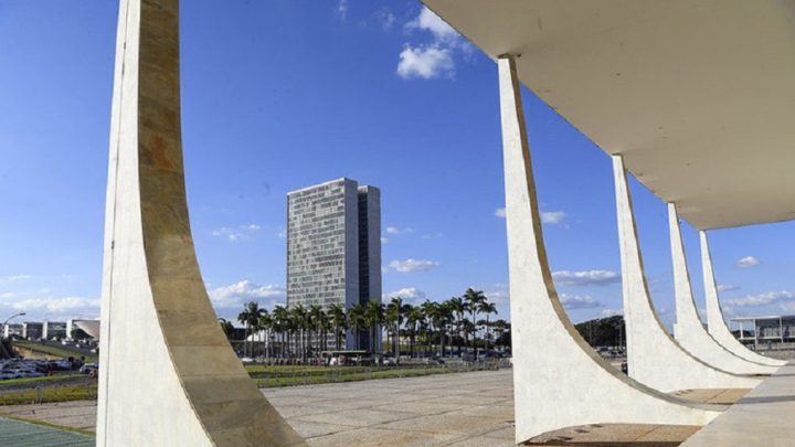 Por 6 votos a 5, STF suspende o orçamento secreto