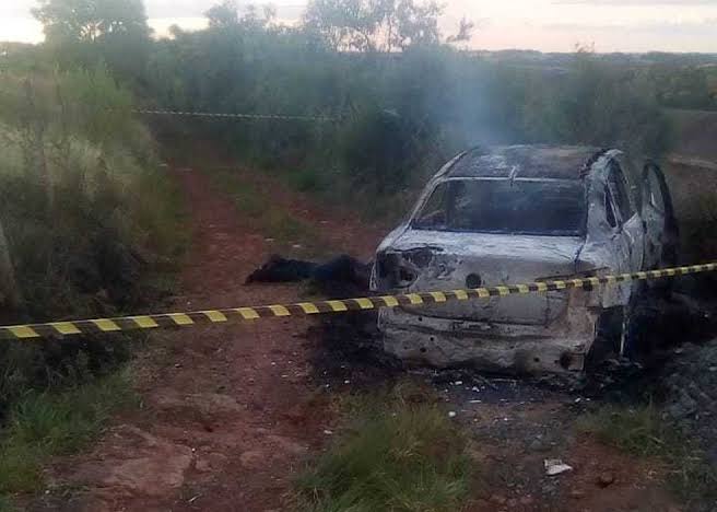 Chacina em Santa Catarina: cinco corpos são encontrados queimados dentro de carro