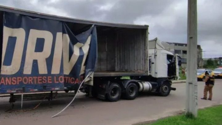 Vídeo: caminhão desgovernado faz zig-zag e provoca caos em BR