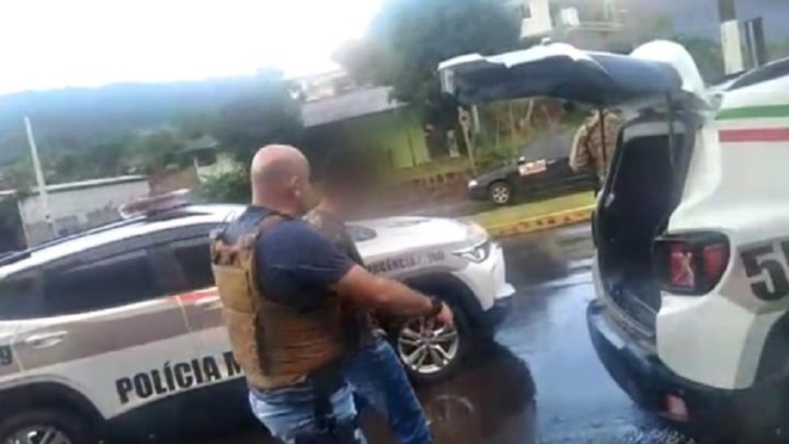 Suspeito de atacar e matar quatro pessoas a tiros em Campo Erê se entrega