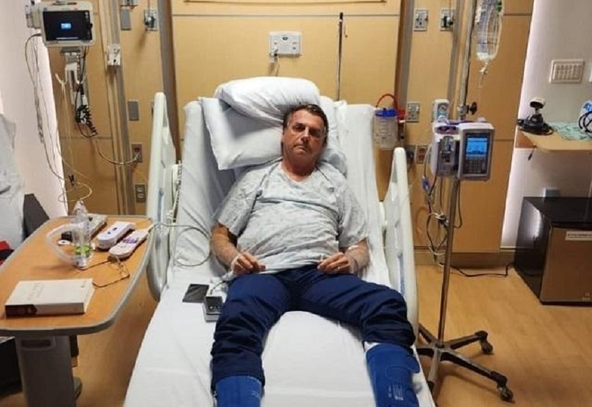 Bolsonaro deixa hospital onde estava internado nos EUA