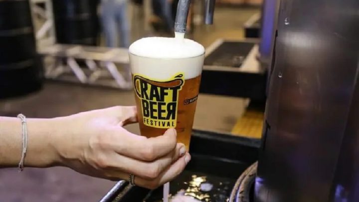 Cerveja “de maconha” proibida na Oktoberfest será vendida em festival em Balneário Camboriú