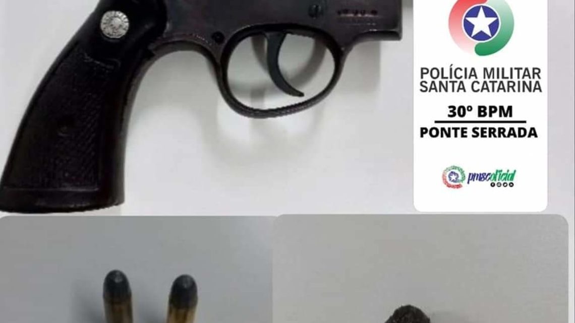 Mulher é presa com arma de fogo em Ponte Serrada