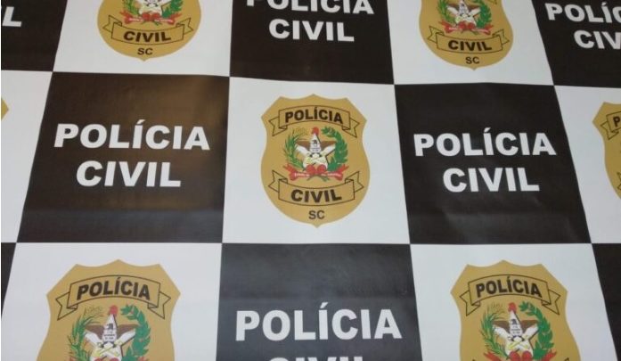 Tio e sobrinho são indiciados por falsificar endereço de residência em recurso de multa em Chapecó