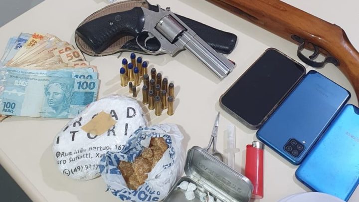Casal é preso por tráfico de drogas no Oeste de SC