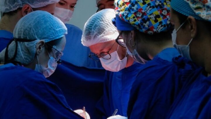 Nove dias após anunciar plano, SC já fez 6 mil cirurgias eletivas e segue projeto de zerar fila