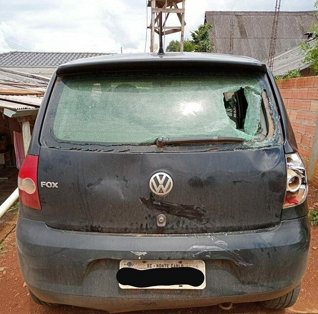 Ciclista fica ferido após colidir em traseira de carro no Meio-Oeste de SC