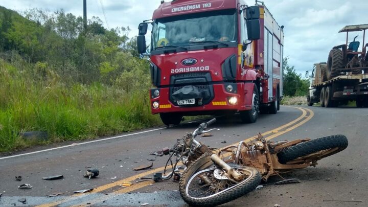 Motociclista morre em acidente com caminhão na SC-482