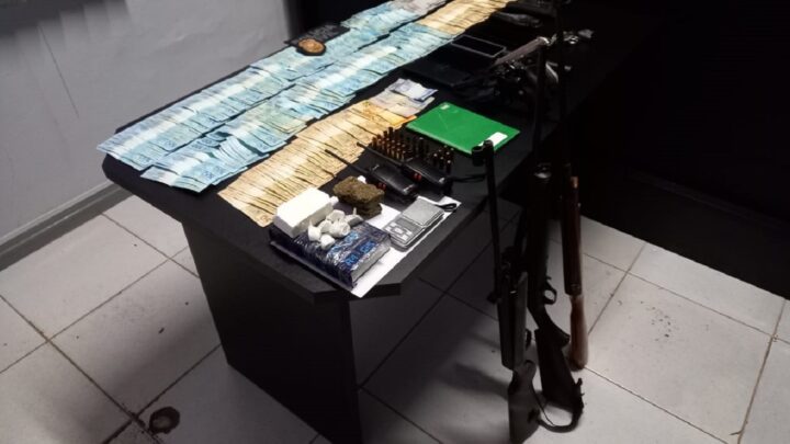 Polícia Civil deflagra operação para combater tráfico de drogas em Pinhalzinho e Saudades