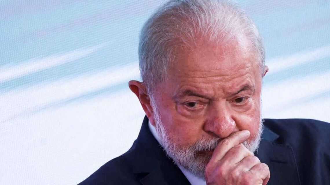 Lula é diagnosticado com pneumonia e adia viagem à China