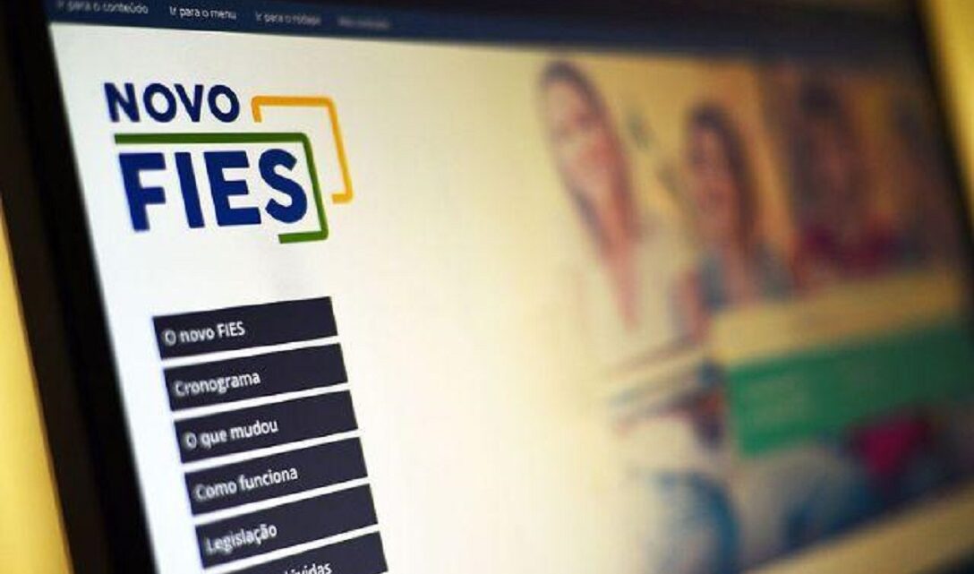 Ao menos 20 faculdades estão envolvidas em fraude com recursos do FIES