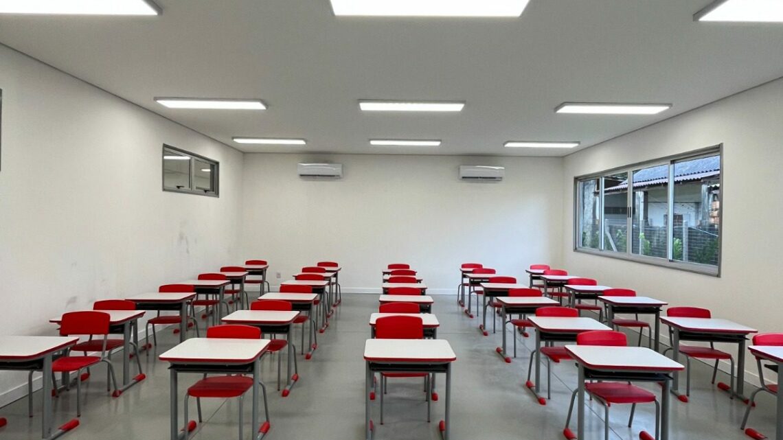 Cidades de SC suspendem aulas após tragédia de Blumenau; veja quais
