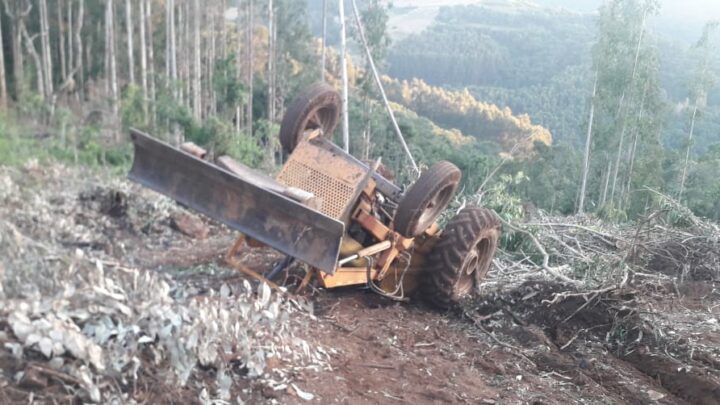 Idoso morre em acidente com máquina agrícola durante colheita de eucaliptos