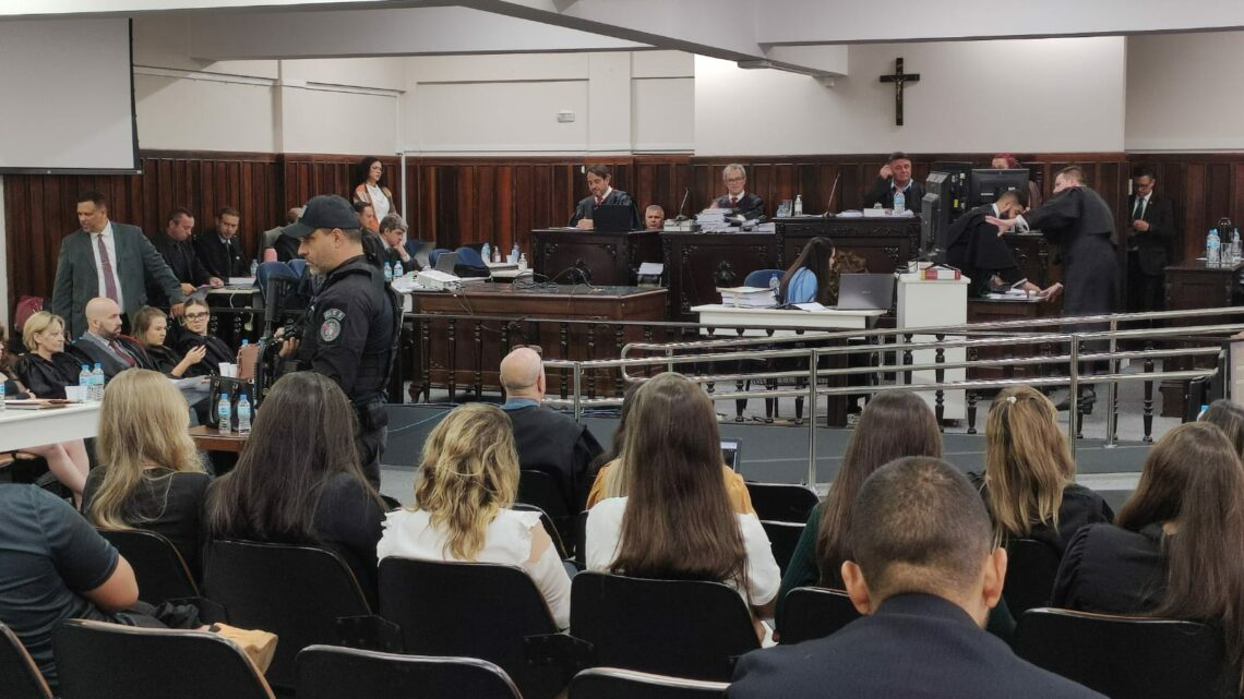 Maior tribunal do júri da história de SC termina com 21 réus condenados a mais de 320 anos