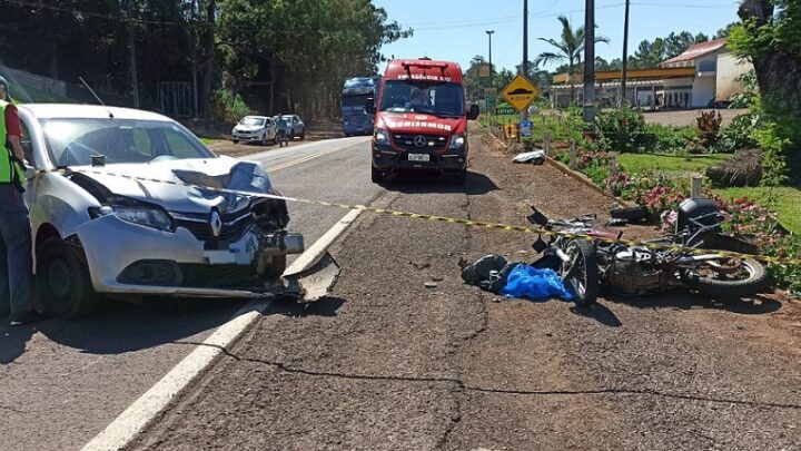 Motociclista morre em colisão entre carro e moto na SC-163