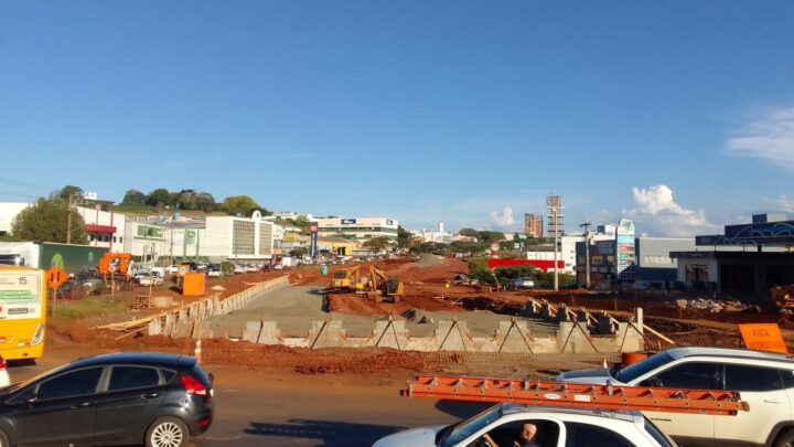 Inicia a montagem da estrutura do Elevado da Bandeira em Chapecó