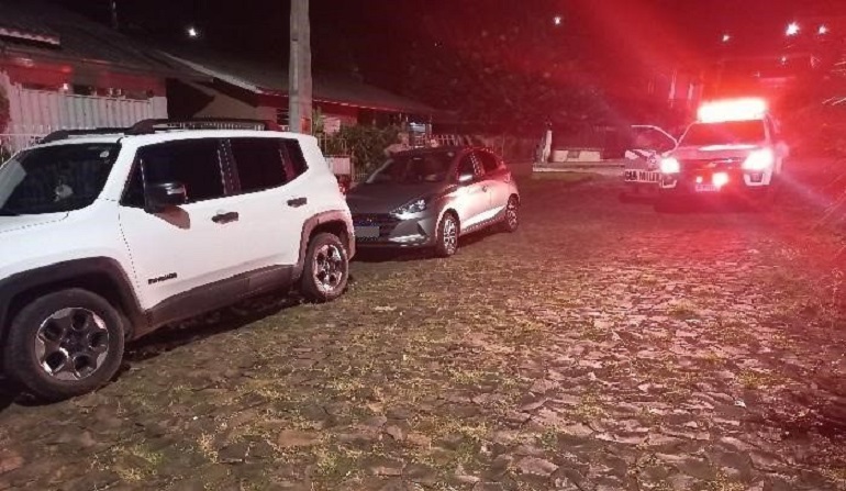 Idoso atropela cachorro, ameaça policiais e acaba preso em SC