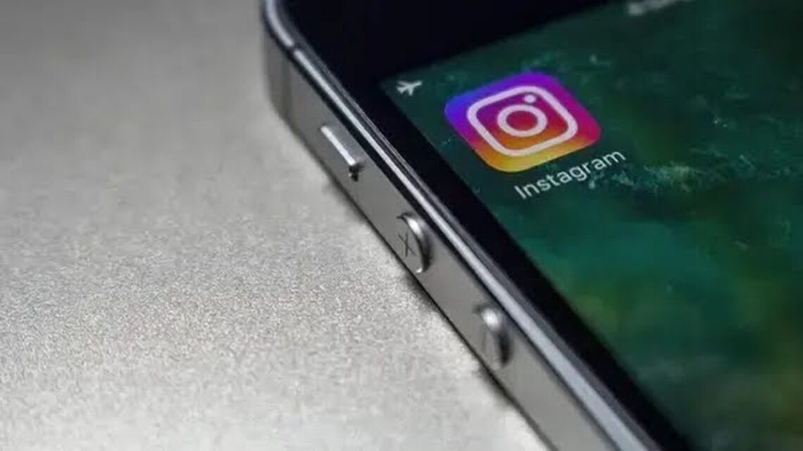 Instagram fica mais de uma hora sem funcionar neste domingo