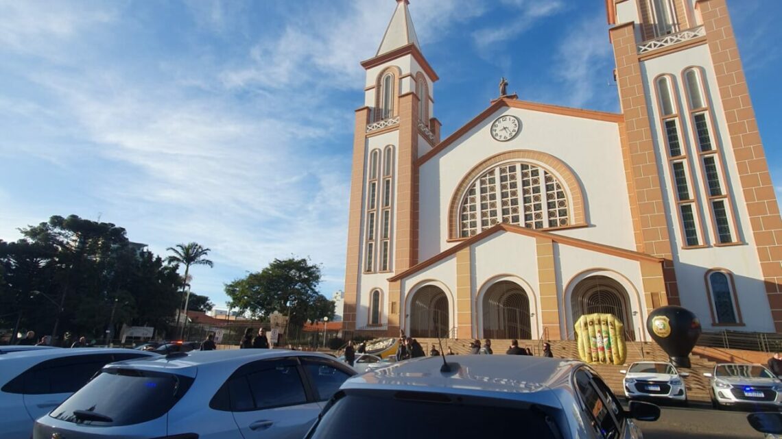 Governador de SC realiza a entrega de 31 viaturas a Polícia Civil do Oeste