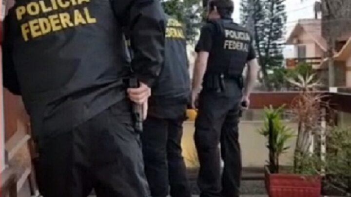 Vídeo: PF prende estrangeiro procurado pela INTERPOL por crime de abuso sexual em SC