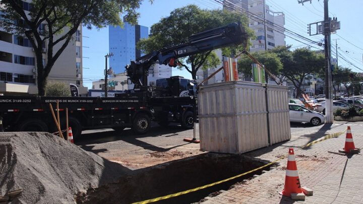 Chapecó inicia a instalação de 30 novas lixeiras subterrâneas