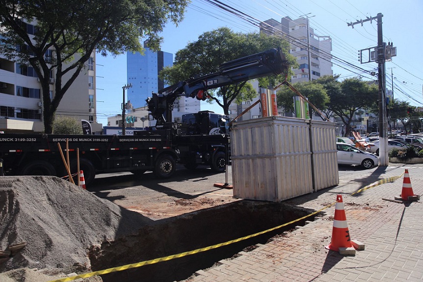 Chapecó inicia a instalação de 30 novas lixeiras subterrâneas