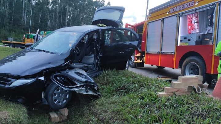 Homem sofre acidente, tem objeto encravado na cabeça e fica gravemente ferido