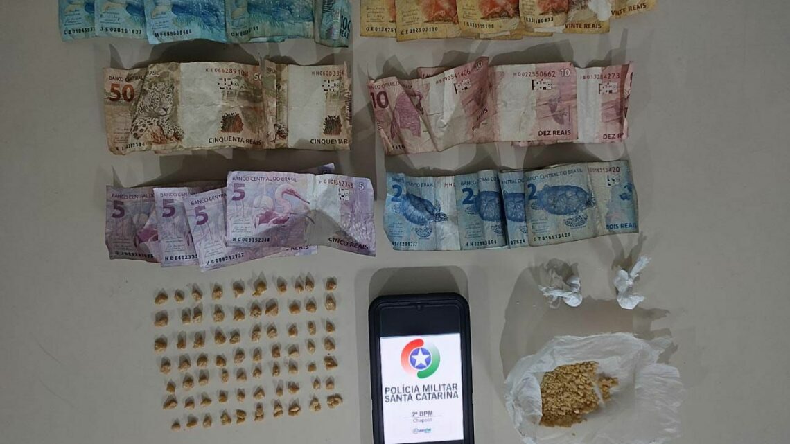 Homem é preso com cocaína, crack e dinheiro de tráfico de drogas no bairro São Pedro