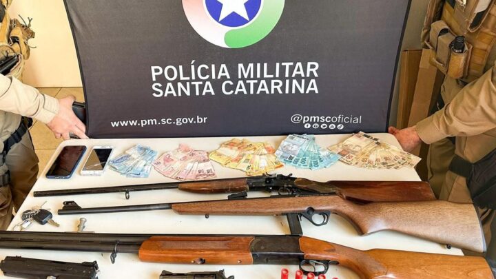 Bandidos assaltam idosos levam veículo, armas de fogo e dinheiro em Quilombo